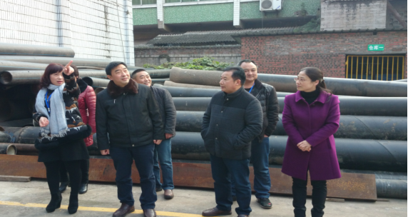 佳節迎春生笑容??新春慰問表關懷