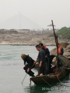 潛水清理阻塞 保障安全生產