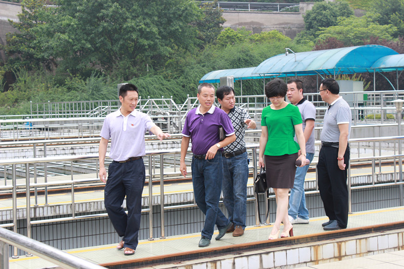 宜賓市政風行風評議第三督導組來我司指導調研