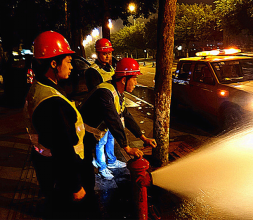 城市“紅衣衛士”的守護者