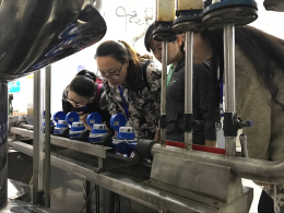 營銷部:呼叫中心員工持續開展提升業務知識培訓