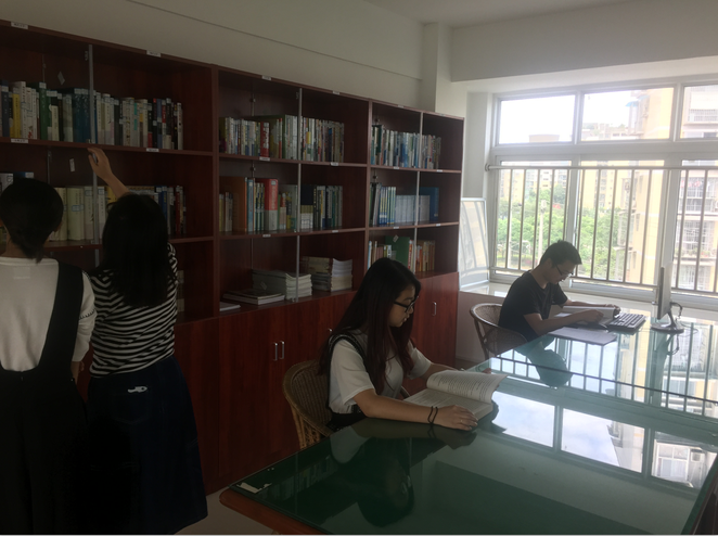 精心打造“書香企業”