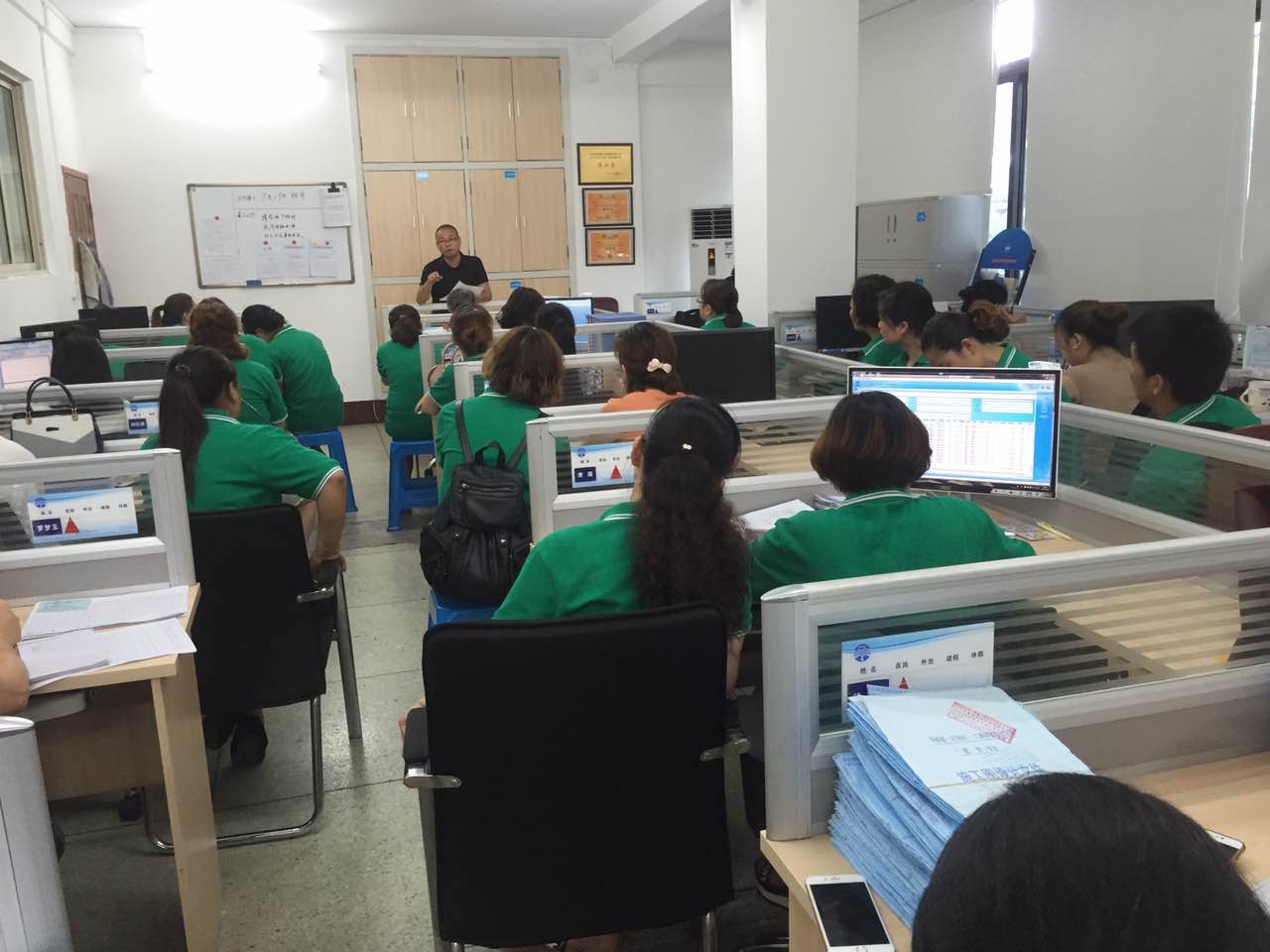 營(yíng)銷部：開展技術(shù)交流  提升抄表技能