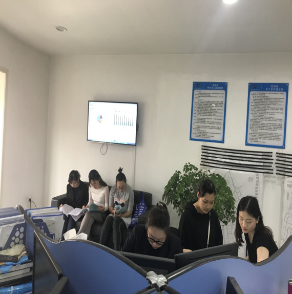 營銷部呼叫中心積極開展集體學習共成長