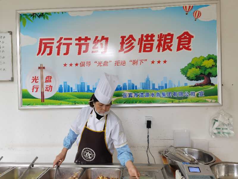 強監(jiān)督,重引導(dǎo),杜絕“舌尖上的浪費”