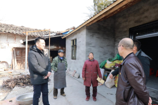 春節慰問送溫暖 真情關懷暖人心 ——天泉公司開展春節送溫暖走訪慰問活動