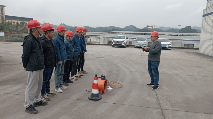 以演促防  以練備戰——興文項目部開展危化物泄露應急演練